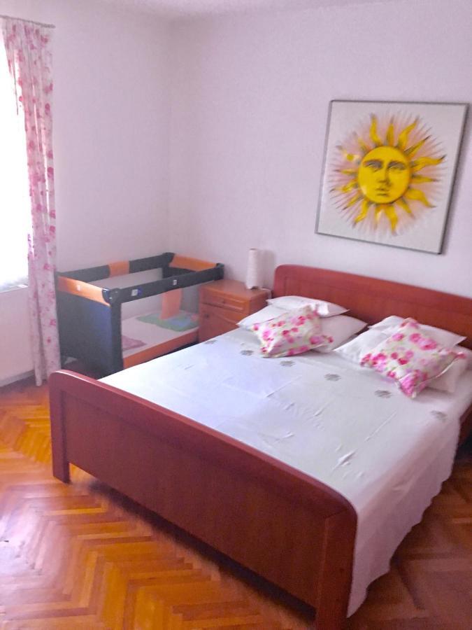 Apartamento Haus Grace Kaštela Exterior foto